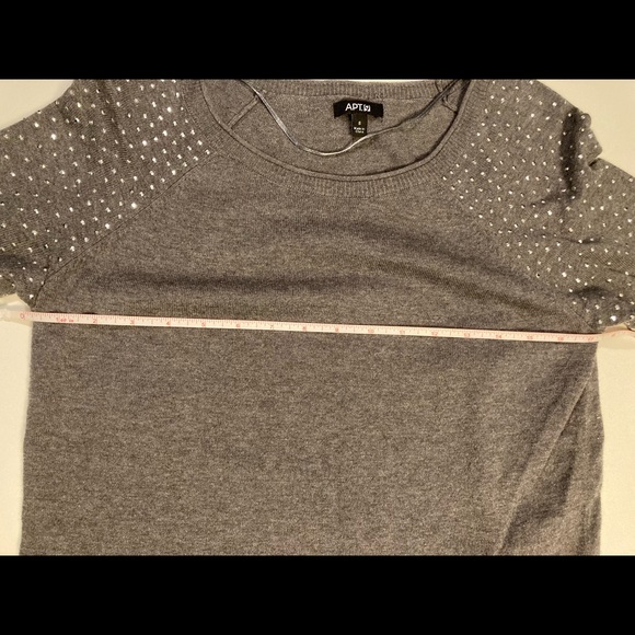 Apt 9 Womens Small Knit Gray Beaded Jeweled Shiny Sweater Top Kohls - Picture 9 of 9